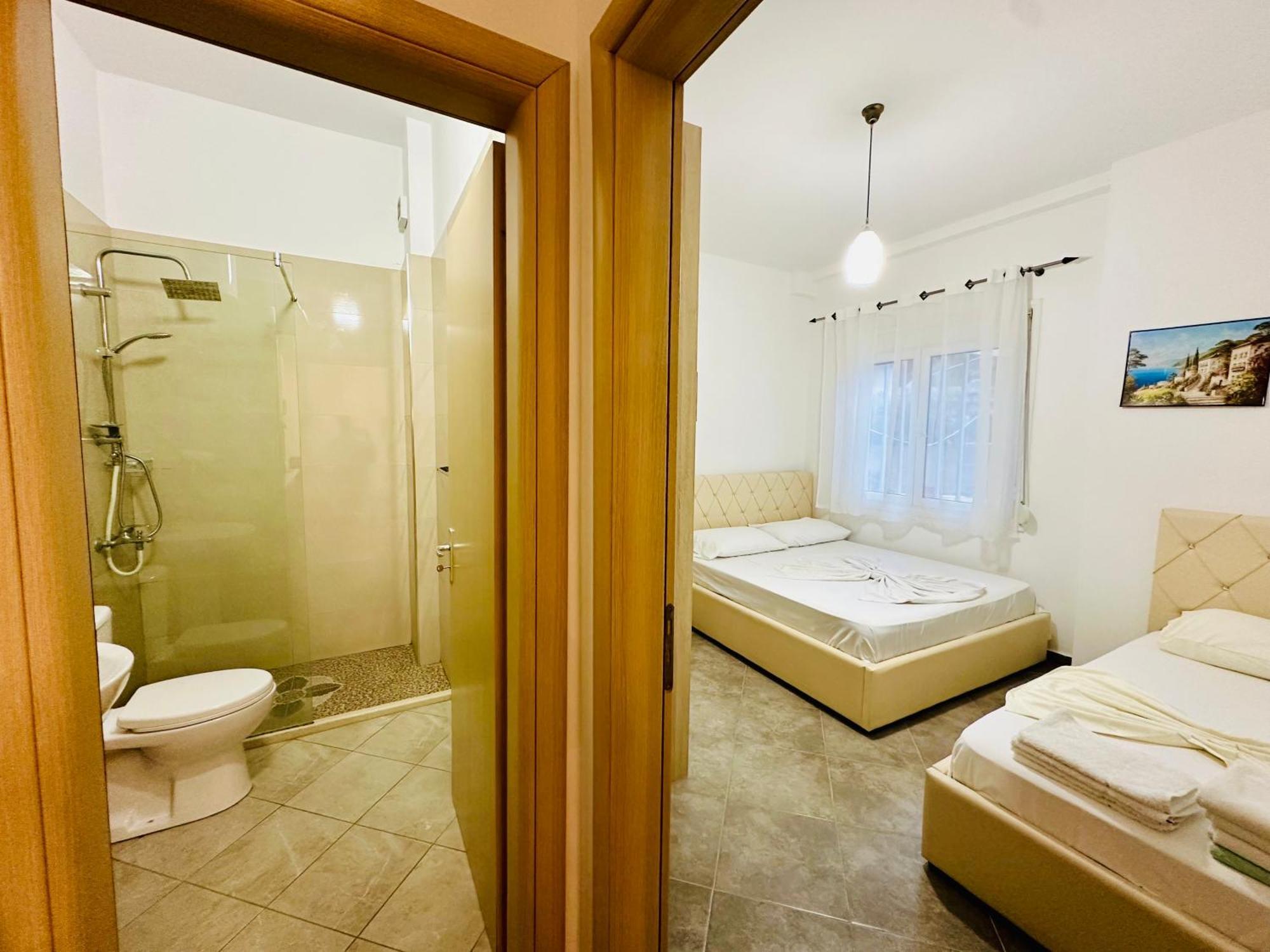 Jico Travel - Erjon Apartments Vlore Room photo
