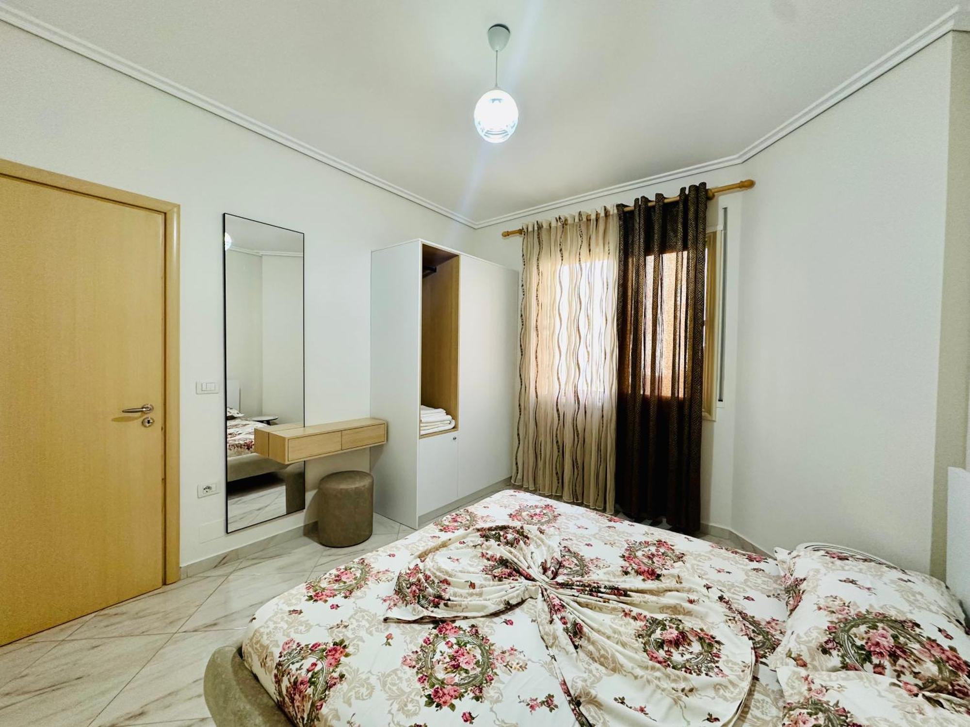 Jico Travel - Erjon Apartments Vlore Exterior photo